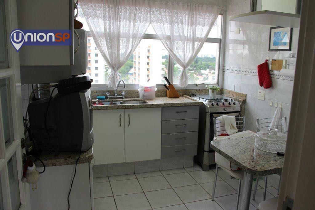 Apartamento à venda com 3 quartos, 140m² - Foto 16