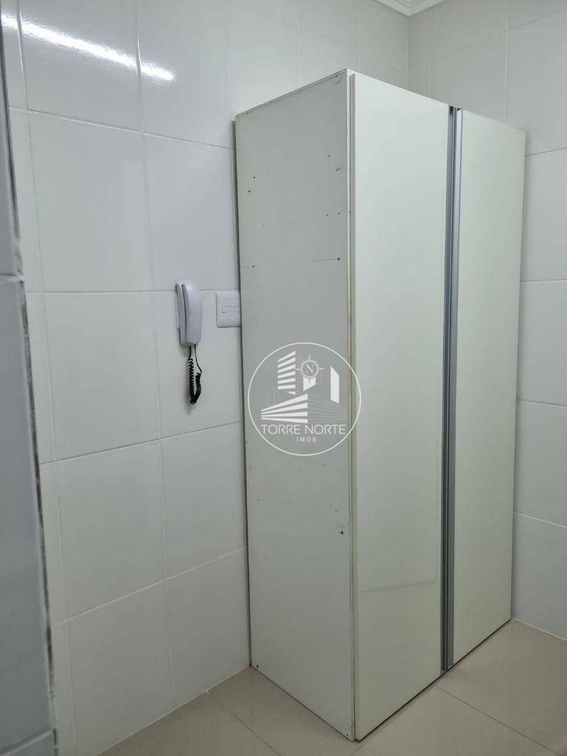 Apartamento à venda com 2 quartos, 49m² - Foto 12