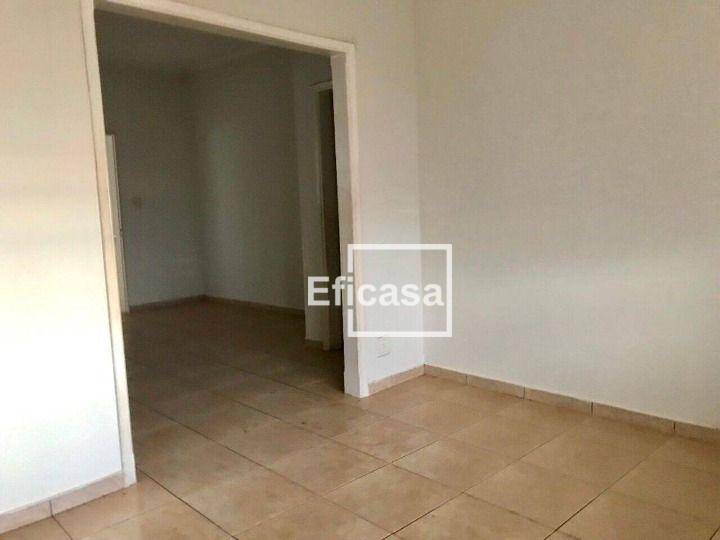 Casa à venda com 3 quartos, 195m² - Foto 12