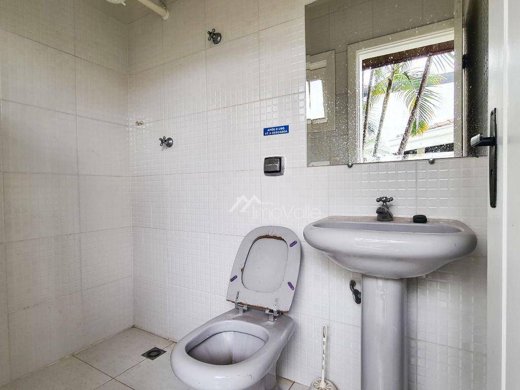 Casa de Condomínio à venda e aluguel com 5 quartos, 542m² - Foto 18