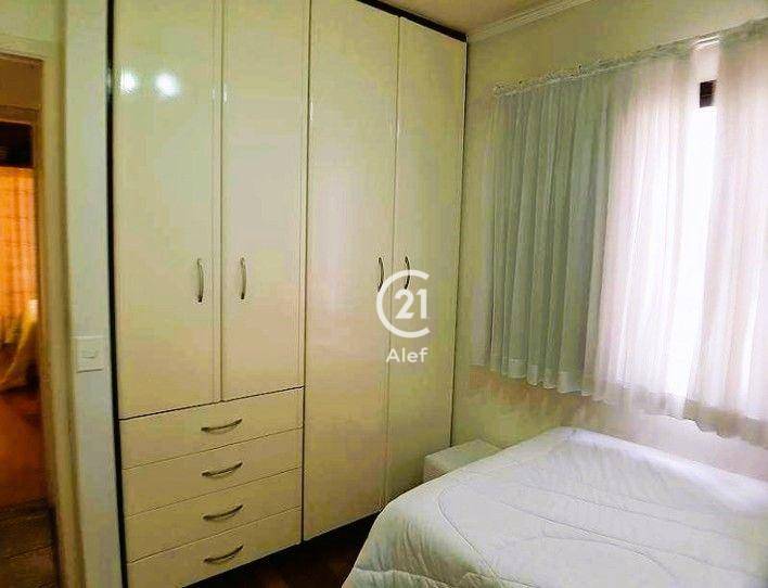 Apartamento à venda com 3 quartos, 82m² - Foto 4