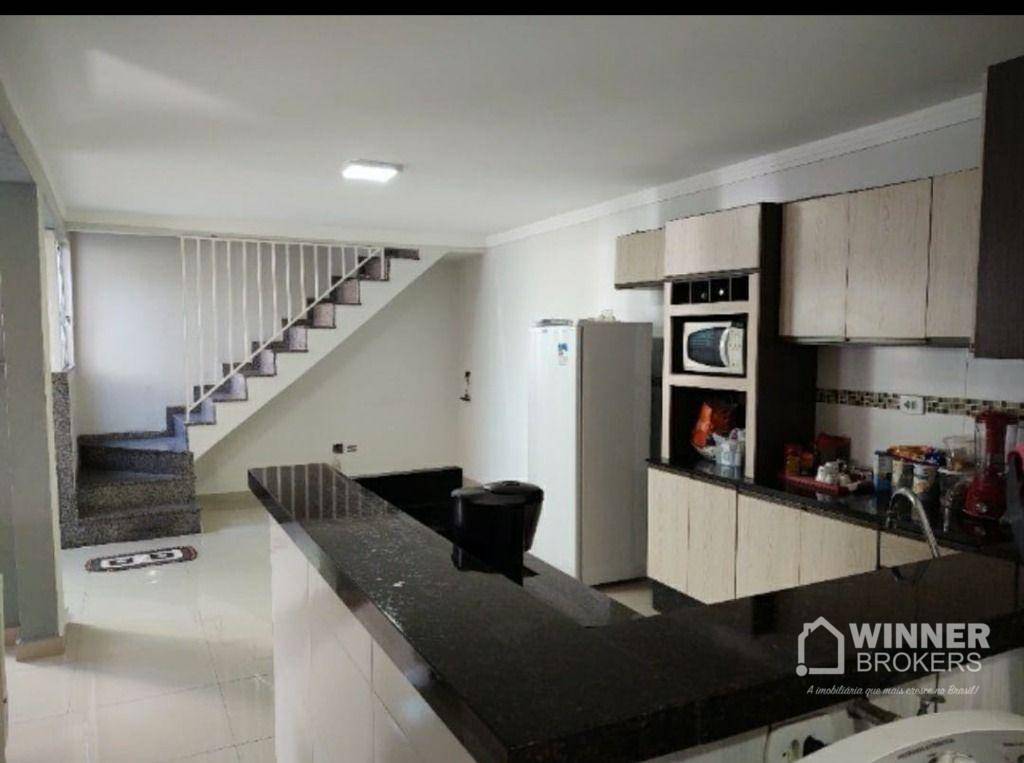 Casa à venda com 3 quartos, 250m² - Foto 5