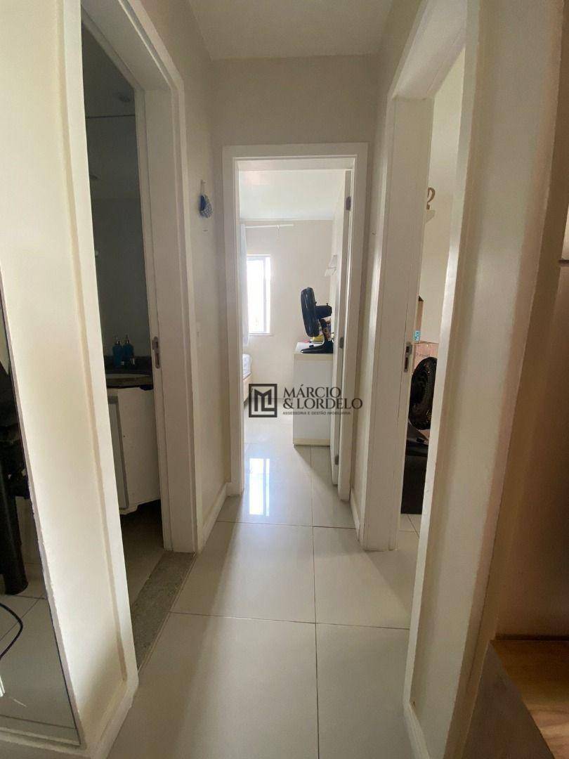 Apartamento à venda com 2 quartos, 55m² - Foto 2