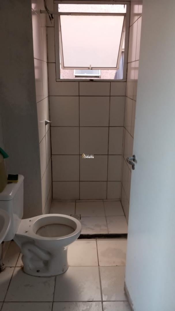 Apartamento à venda com 2 quartos, 40m² - Foto 15