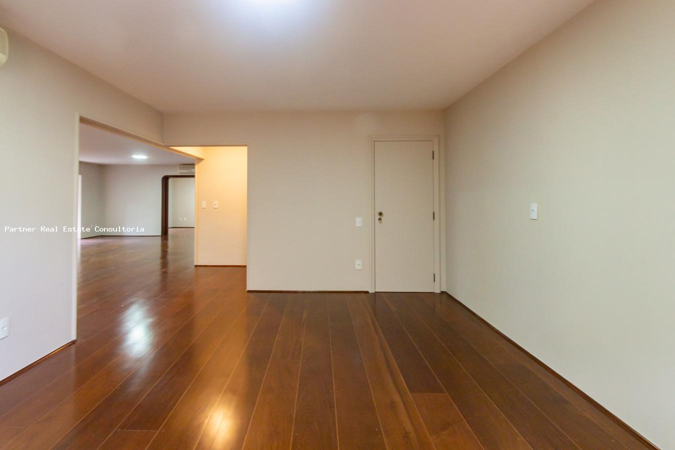 Apartamento à venda com 3 quartos, 438m² - Foto 8