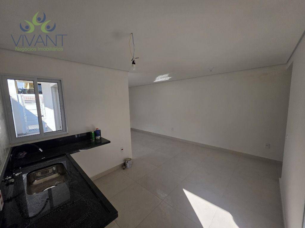 Casa à venda com 3 quartos, 100m² - Foto 5