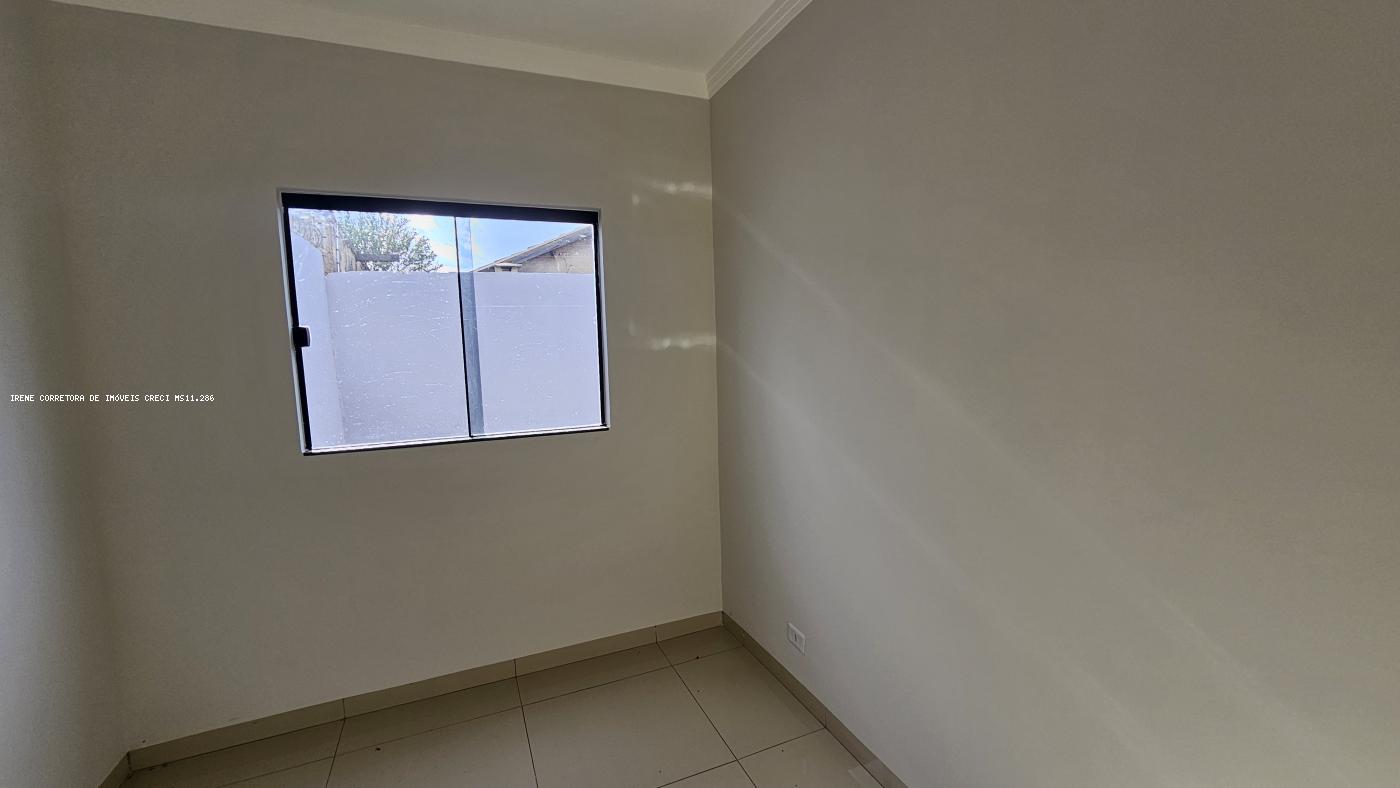 Casa à venda com 3 quartos, 180m² - Foto 7