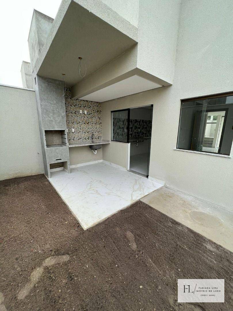 Casa à venda com 4 quartos, 152m² - Foto 21