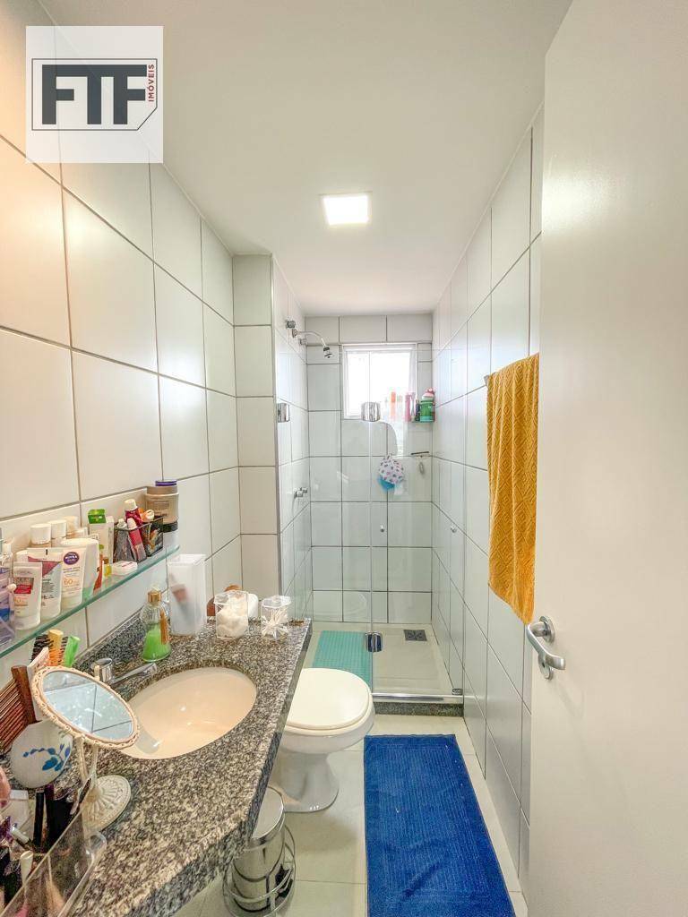 Apartamento à venda com 2 quartos, 75m² - Foto 13