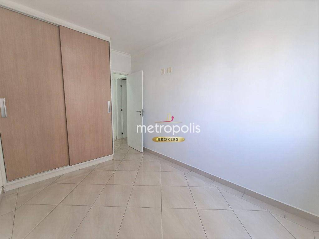 Apartamento para alugar com 2 quartos, 64m² - Foto 17