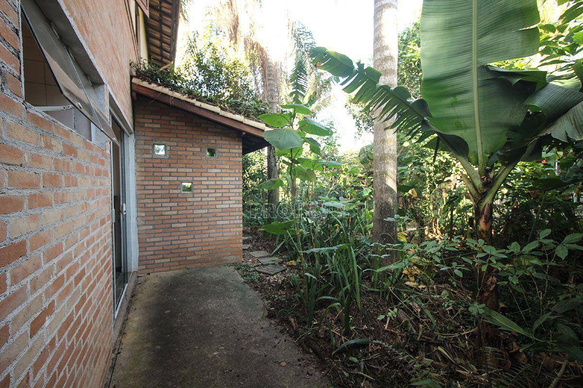 Casa de Condomínio à venda com 3 quartos, 369m² - Foto 51