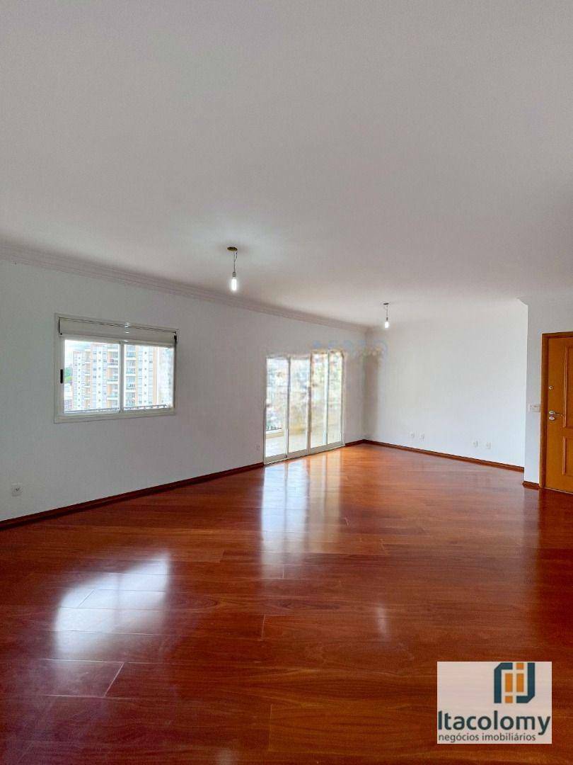 Apartamento à venda e aluguel com 3 quartos, 139m² - Foto 10