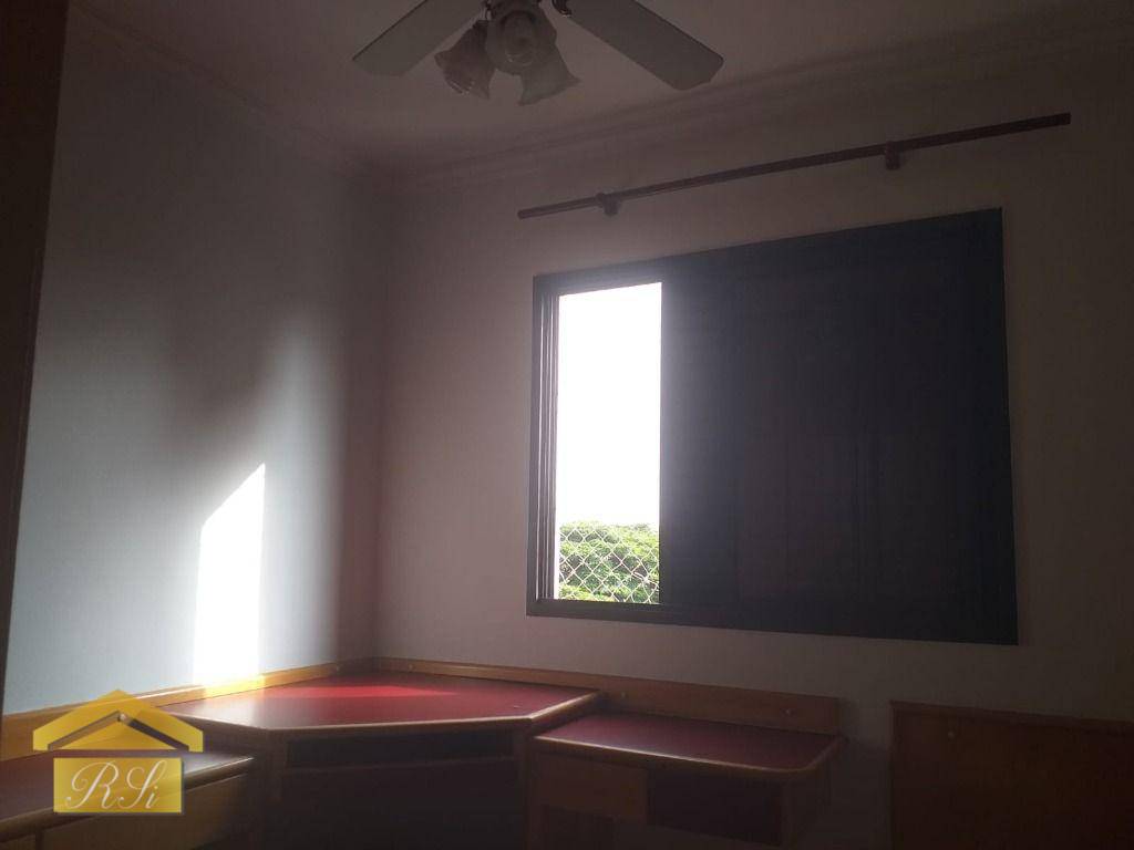 Apartamento para alugar com 3 quartos, 69m² - Foto 14