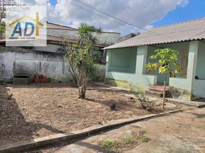 Casa à venda e aluguel com 2 quartos, 60m² - Foto 2