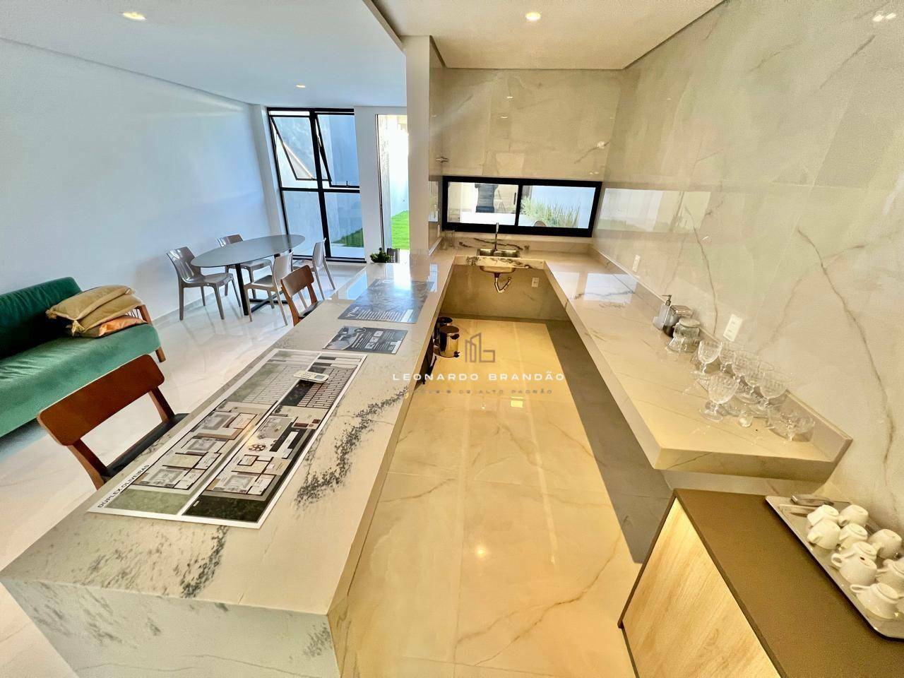 Casa de Condomínio à venda com 4 quartos, 152m² - Foto 11