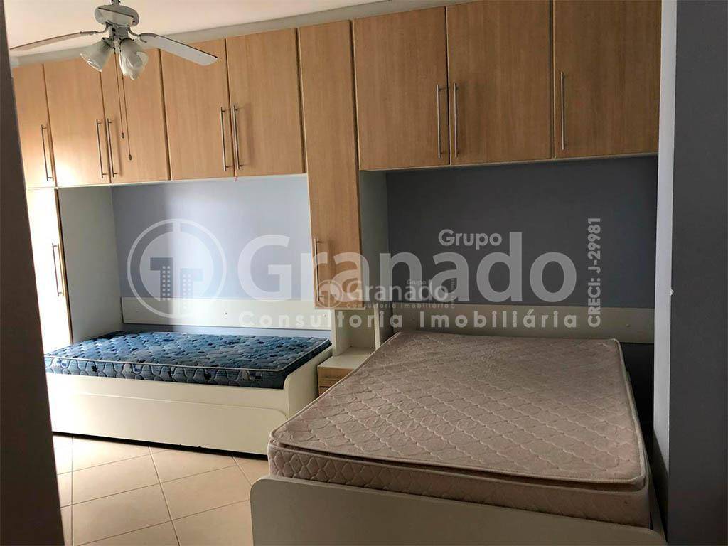 Apartamento à venda com 2 quartos, 83m² - Foto 2