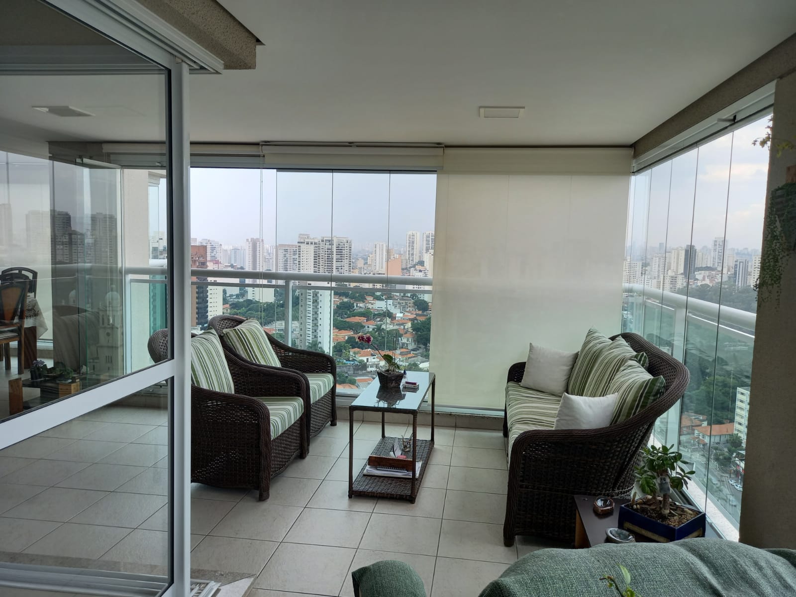 Apartamento à venda com 3 quartos, 213m² - Foto 13