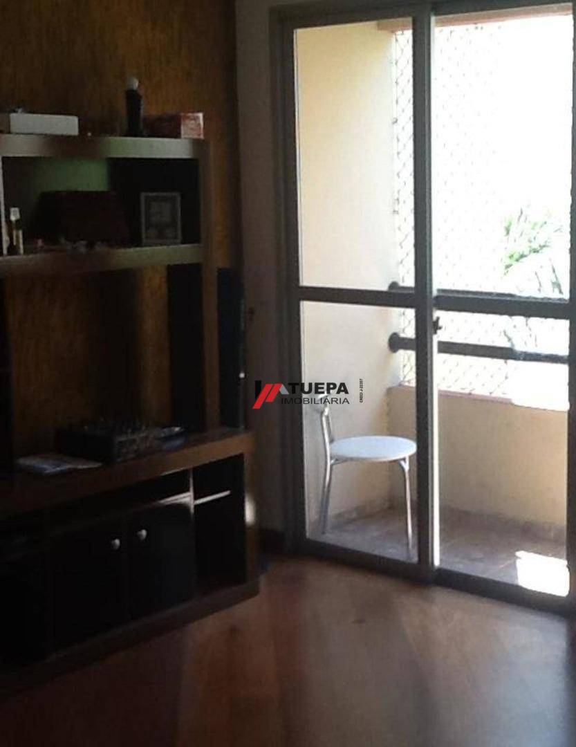 Apartamento à venda com 2 quartos, 70m² - Foto 17