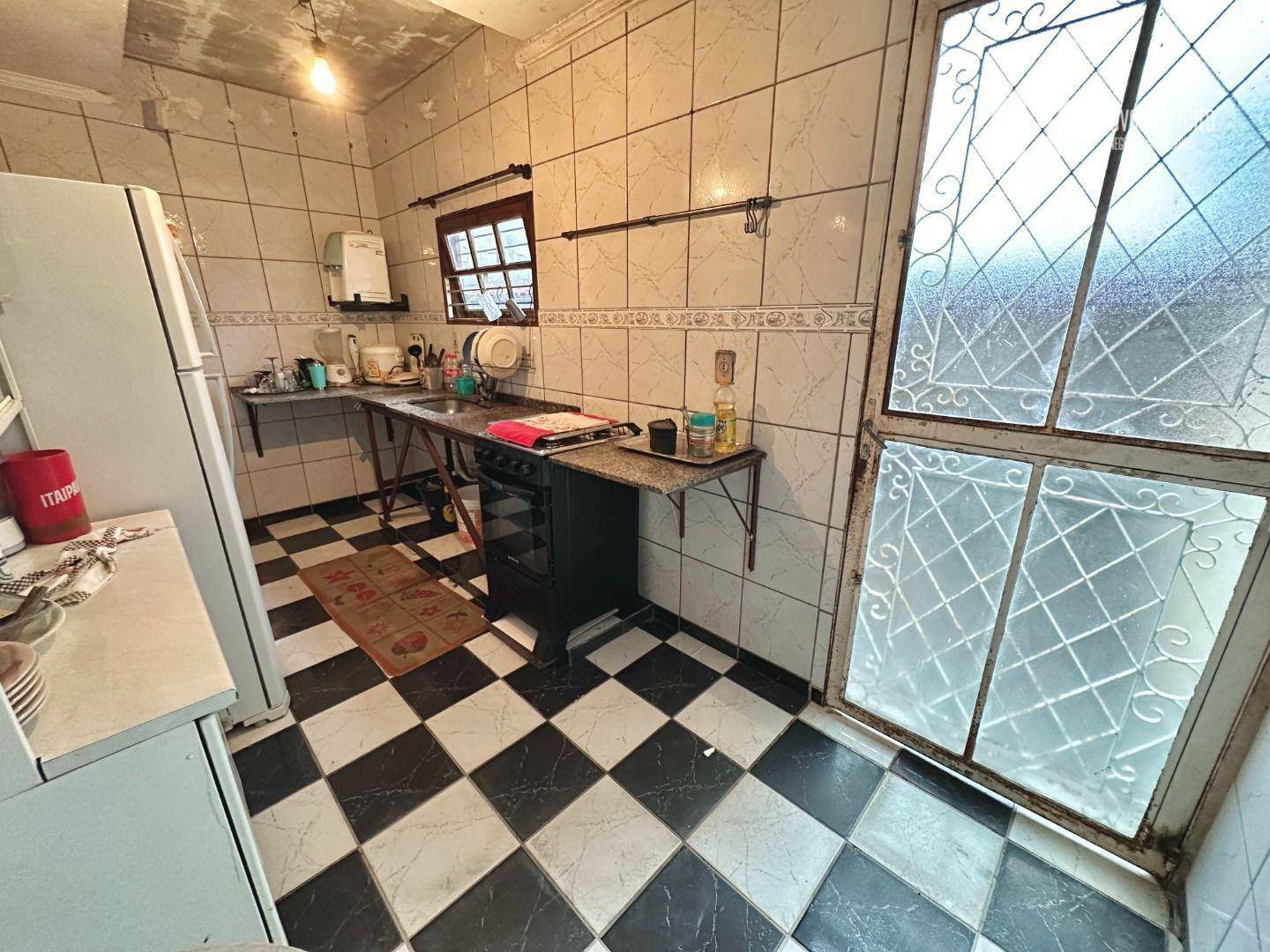 Casa à venda com 3 quartos, 90m² - Foto 10