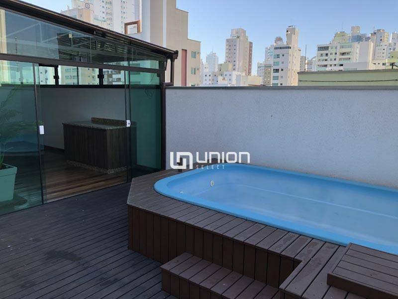 Apartamento à venda com 3 quartos, 143m² - Foto 19