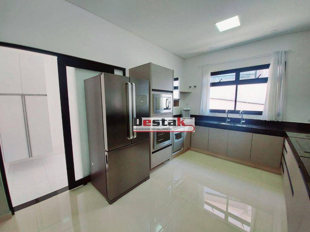 Sobrado à venda com 3 quartos, 380m² - Foto 65