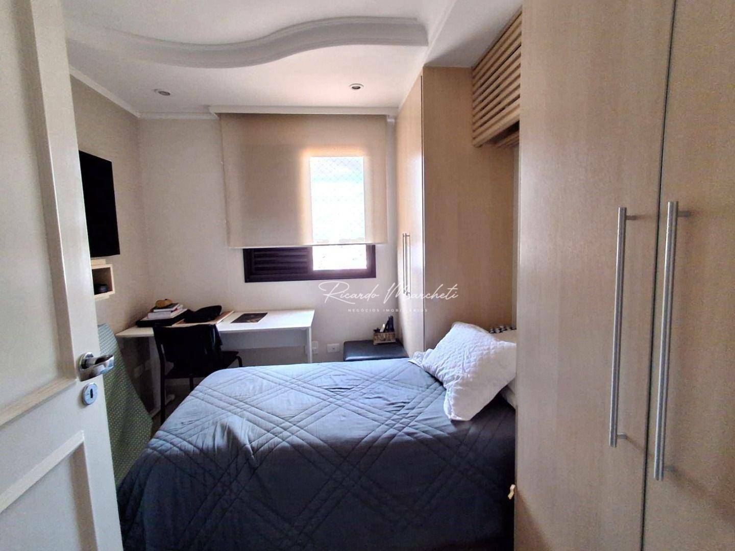 Cobertura à venda com 3 quartos, 250m² - Foto 12