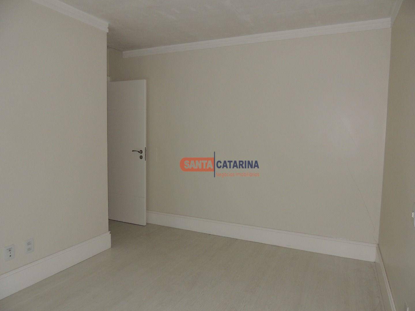 Apartamento à venda com 3 quartos, 254m² - Foto 16