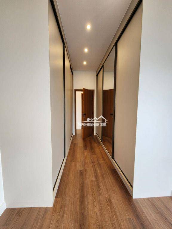 Casa de Condomínio à venda com 3 quartos, 265m² - Foto 4