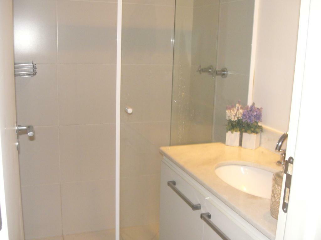 Apartamento para alugar com 2 quartos, 71m² - Foto 18