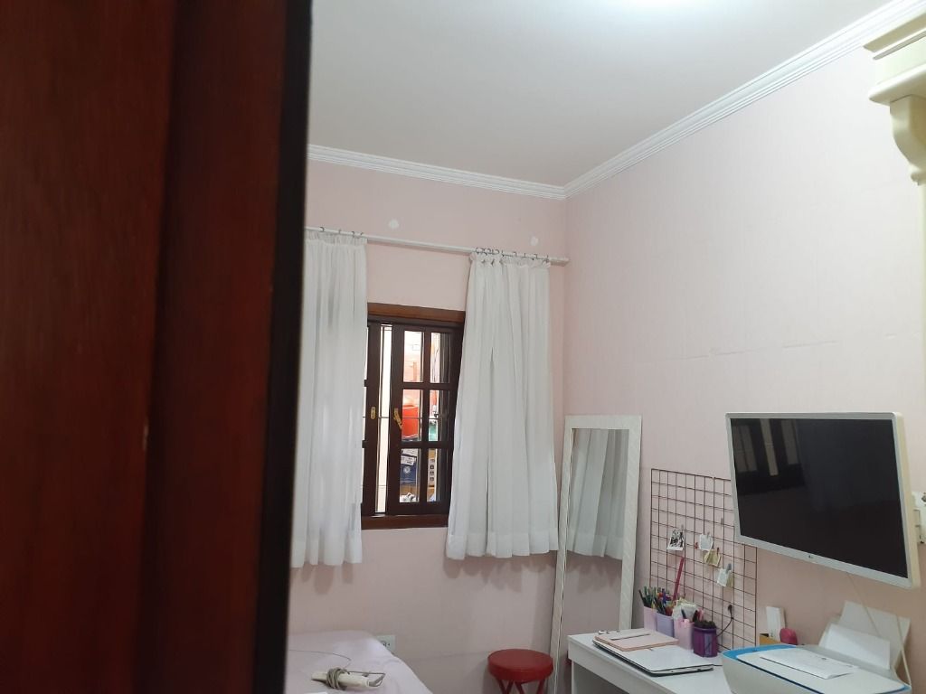 Casa à venda com 3 quartos, 144m² - Foto 14