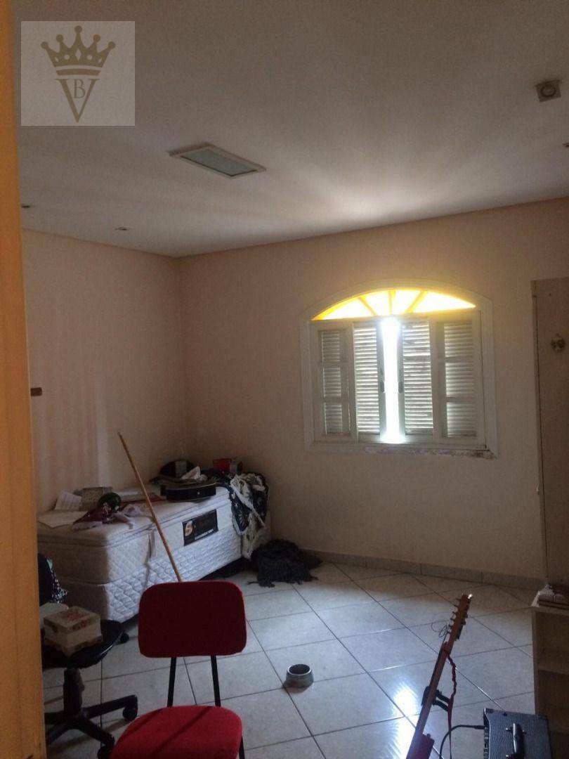 Sobrado à venda com 3 quartos, 180m² - Foto 26