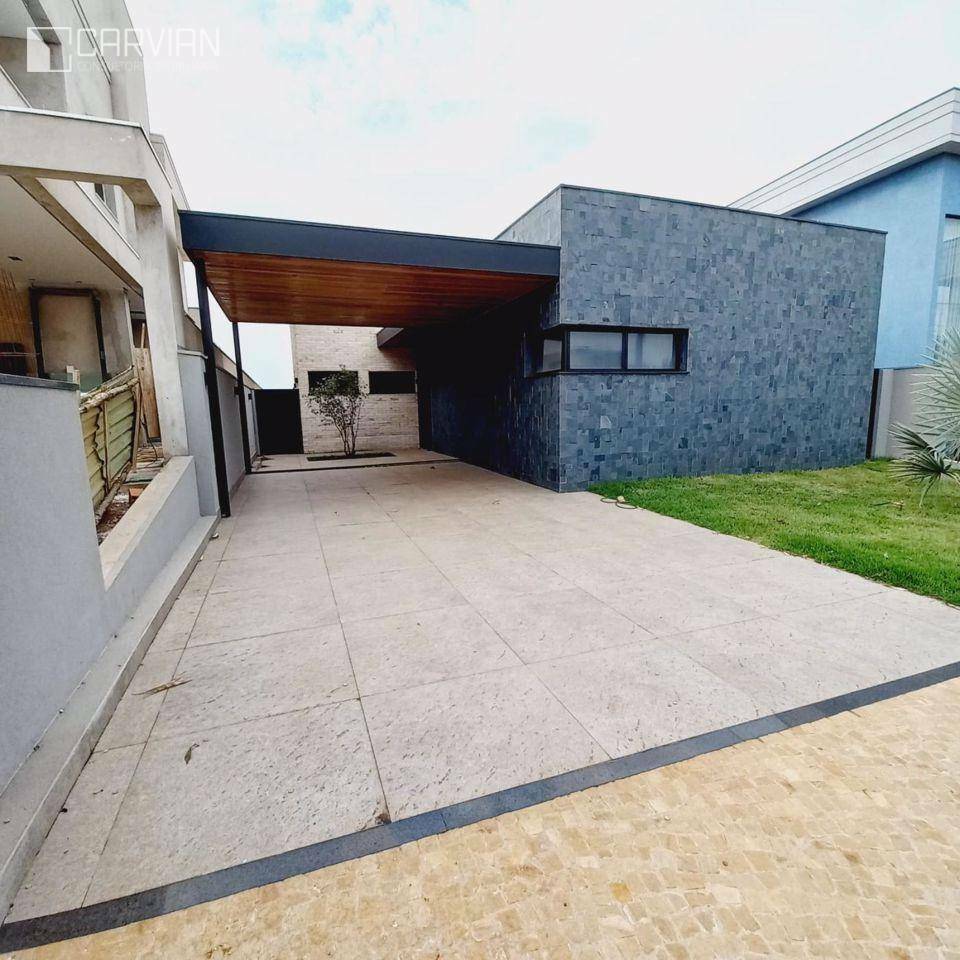 Casa de Condomínio à venda com 3 quartos, 211m² - Foto 1