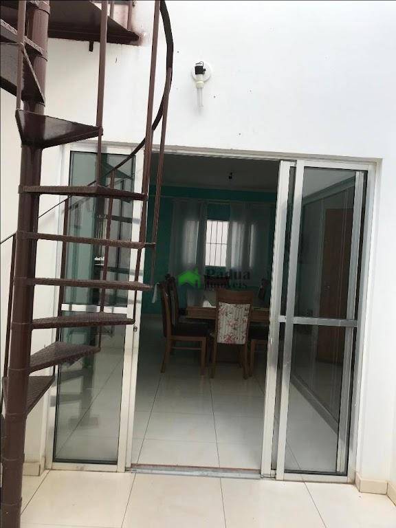 Casa à venda com 1 quarto, 144m² - Foto 9