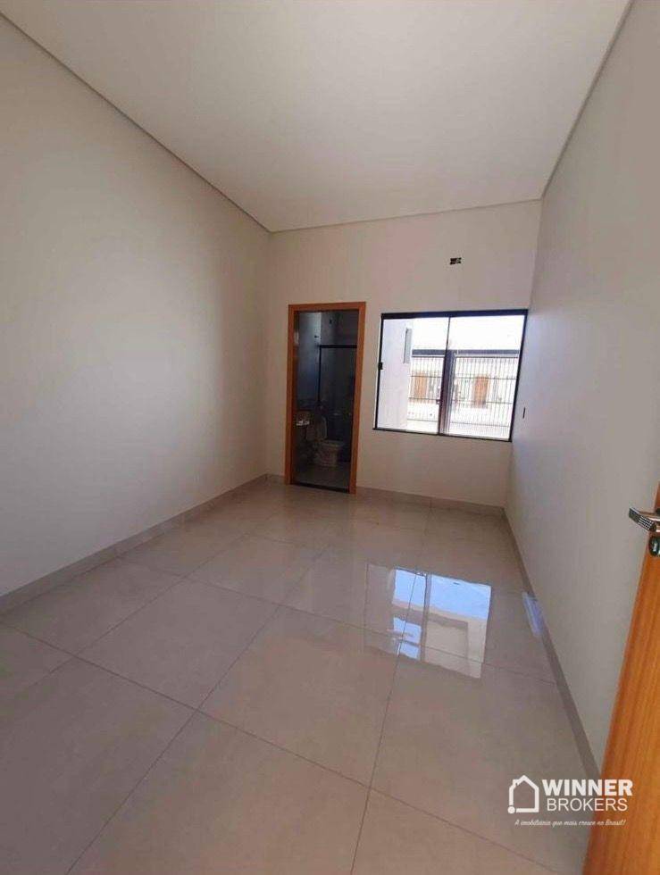 Casa à venda com 3 quartos, 90m² - Foto 5