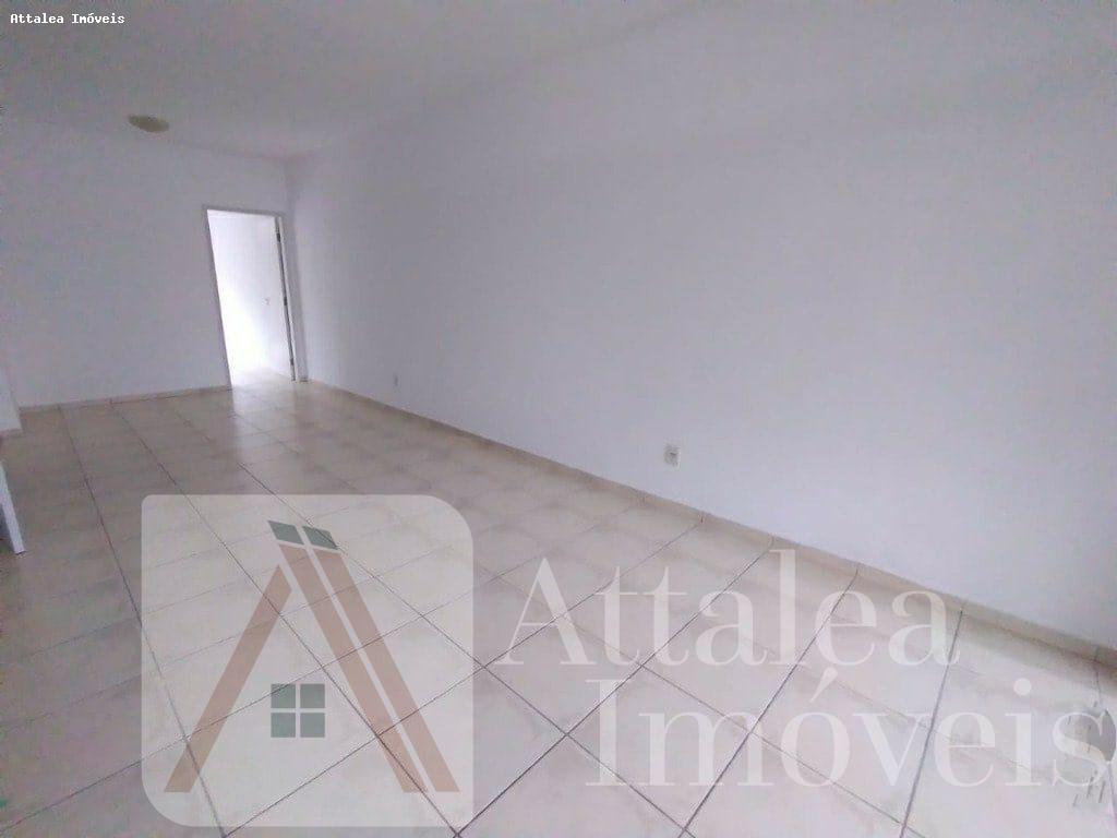 Casa à venda com 3 quartos, 207m² - Foto 13