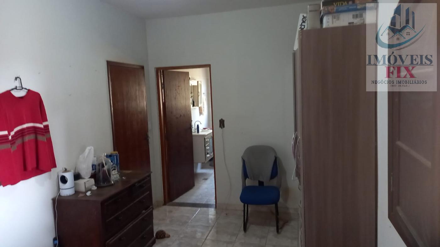 Fazenda à venda com 3 quartos, 328m² - Foto 8