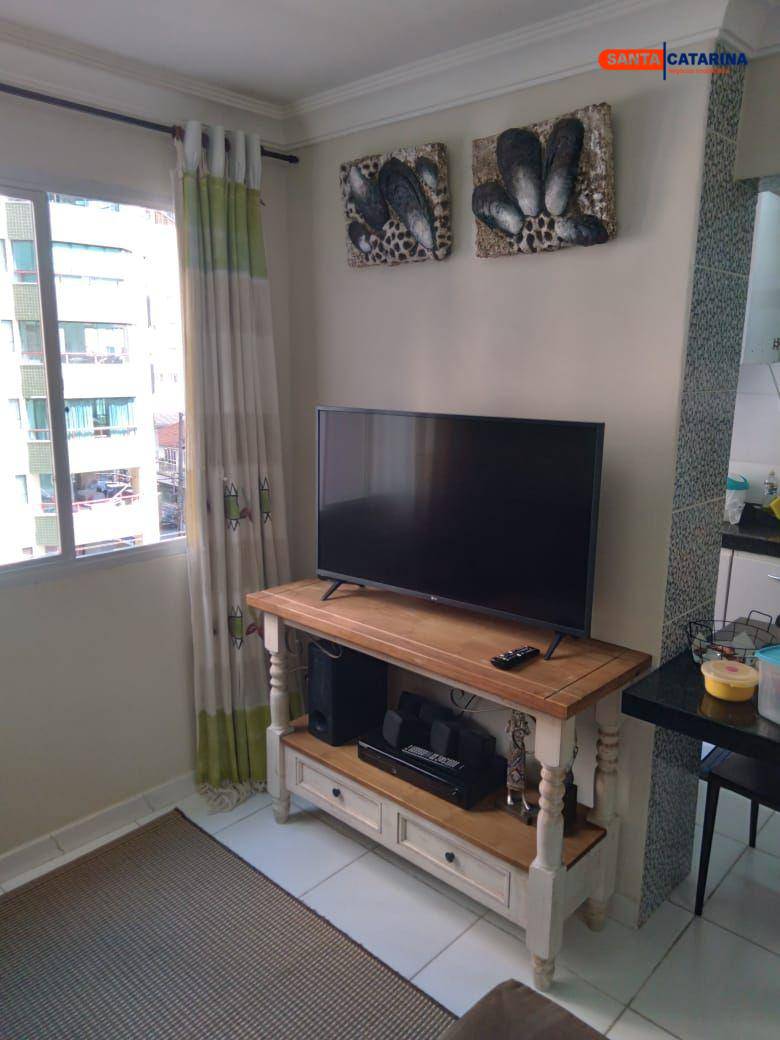 Apartamento à venda com 1 quarto, 44m² - Foto 1