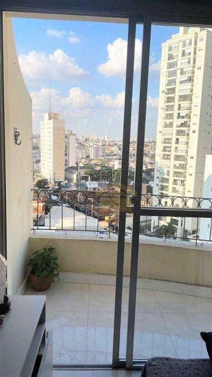 Apartamento à venda com 2 quartos, 64m² - Foto 2