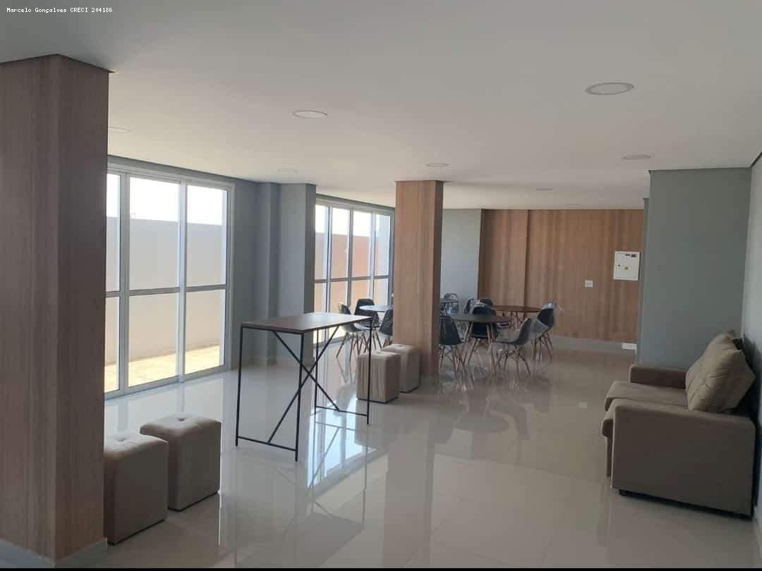 Apartamento à venda com 2 quartos, 37m² - Foto 25