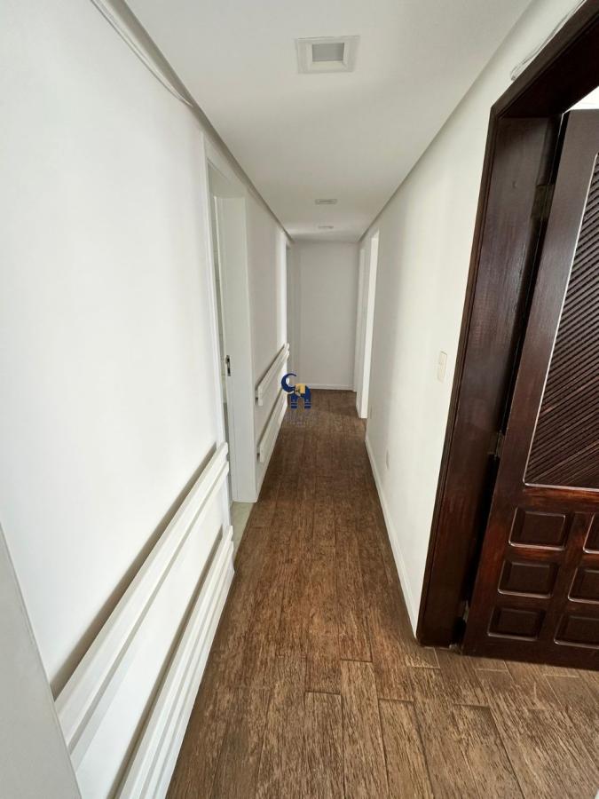 Apartamento à venda com 3 quartos, 132m² - Foto 17