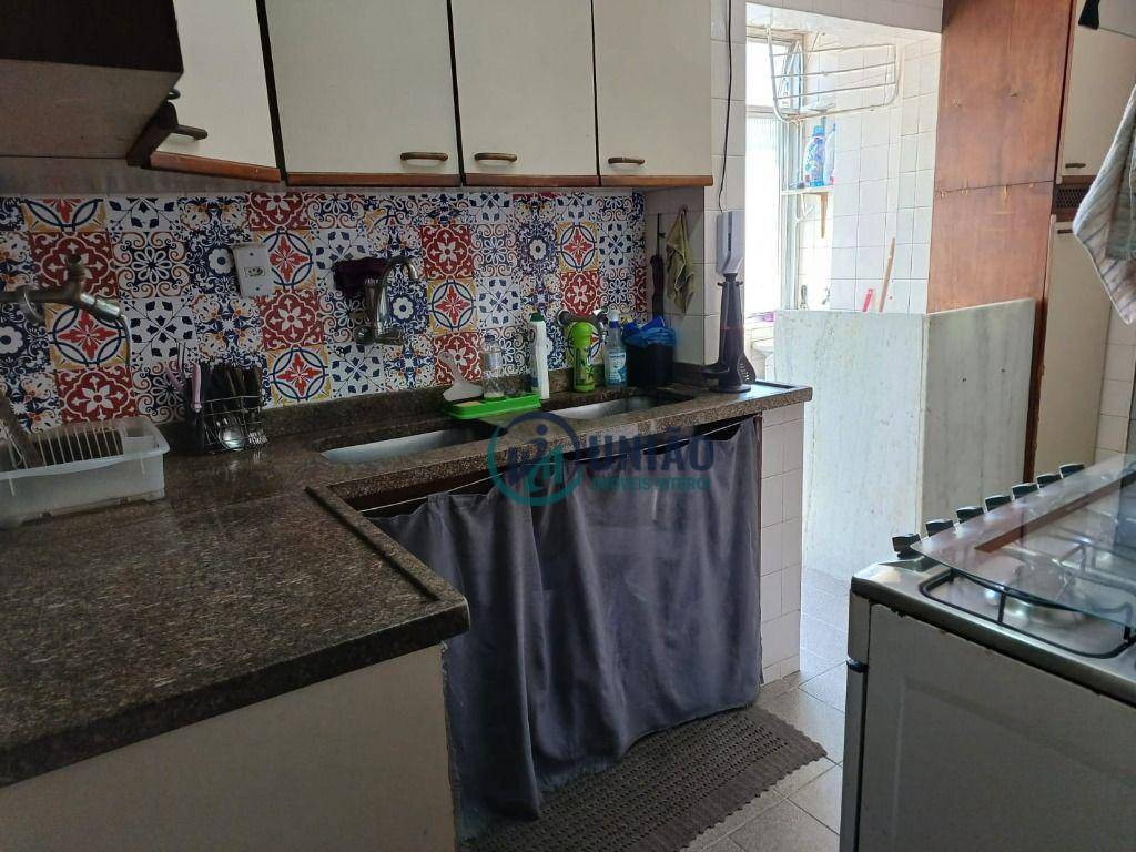 Apartamento à venda com 3 quartos, 83m² - Foto 28