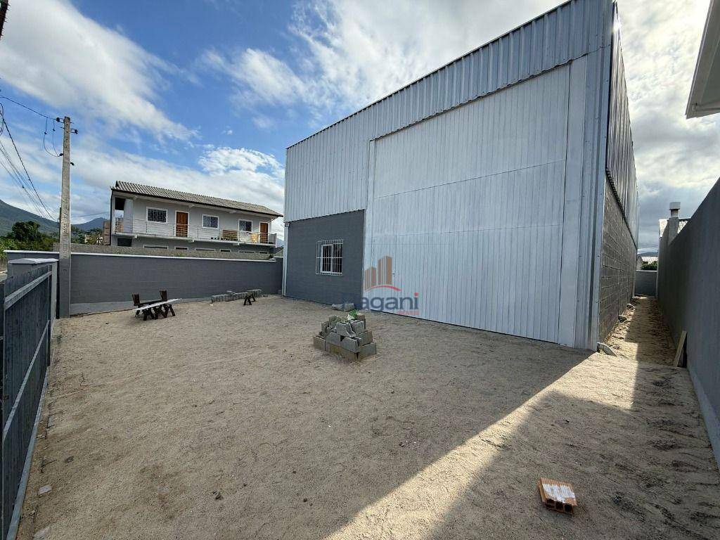 Depósito-Galpão-Armazém para alugar, 200m² - Foto 8