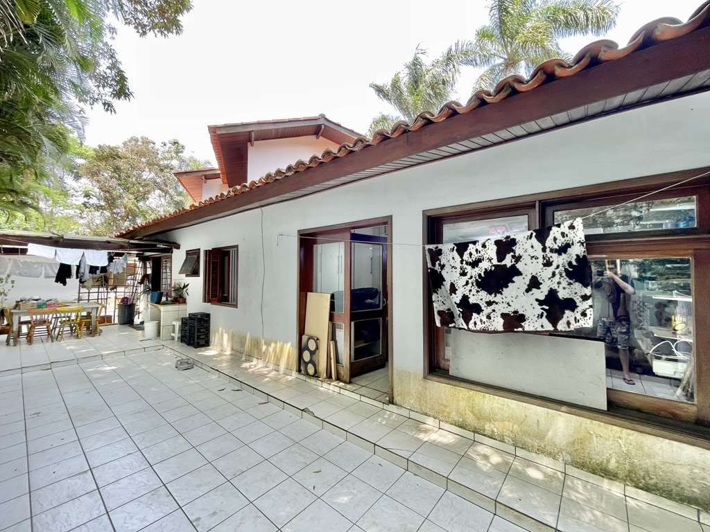 Casa de Condomínio à venda com 6 quartos, 641m² - Foto 54