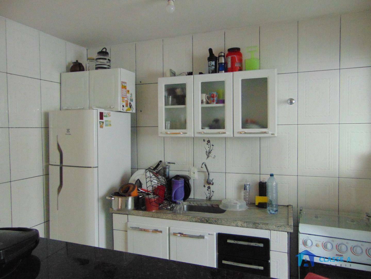 Apartamento à venda com 2 quartos, 75m² - Foto 17