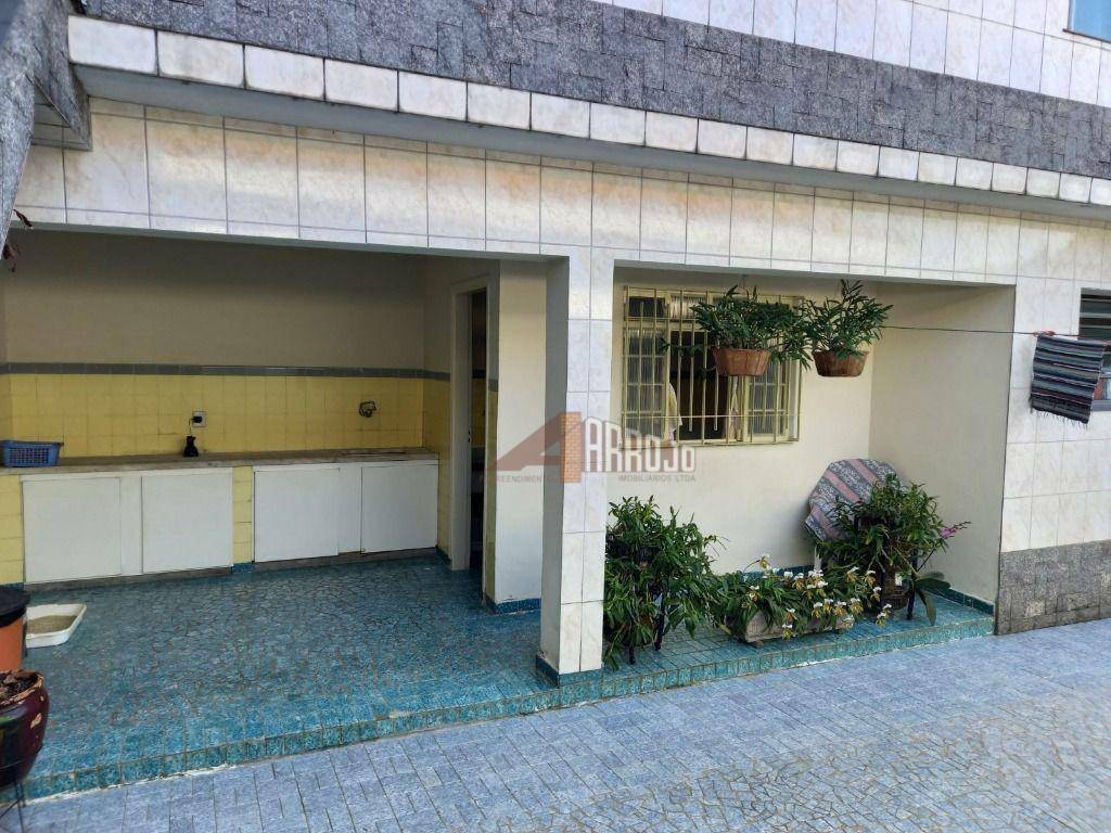 Casa à venda com 3 quartos, 249m² - Foto 15