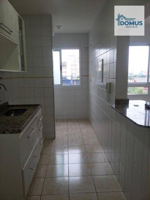 Apartamento para alugar com 2 quartos, 50m² - Foto 6