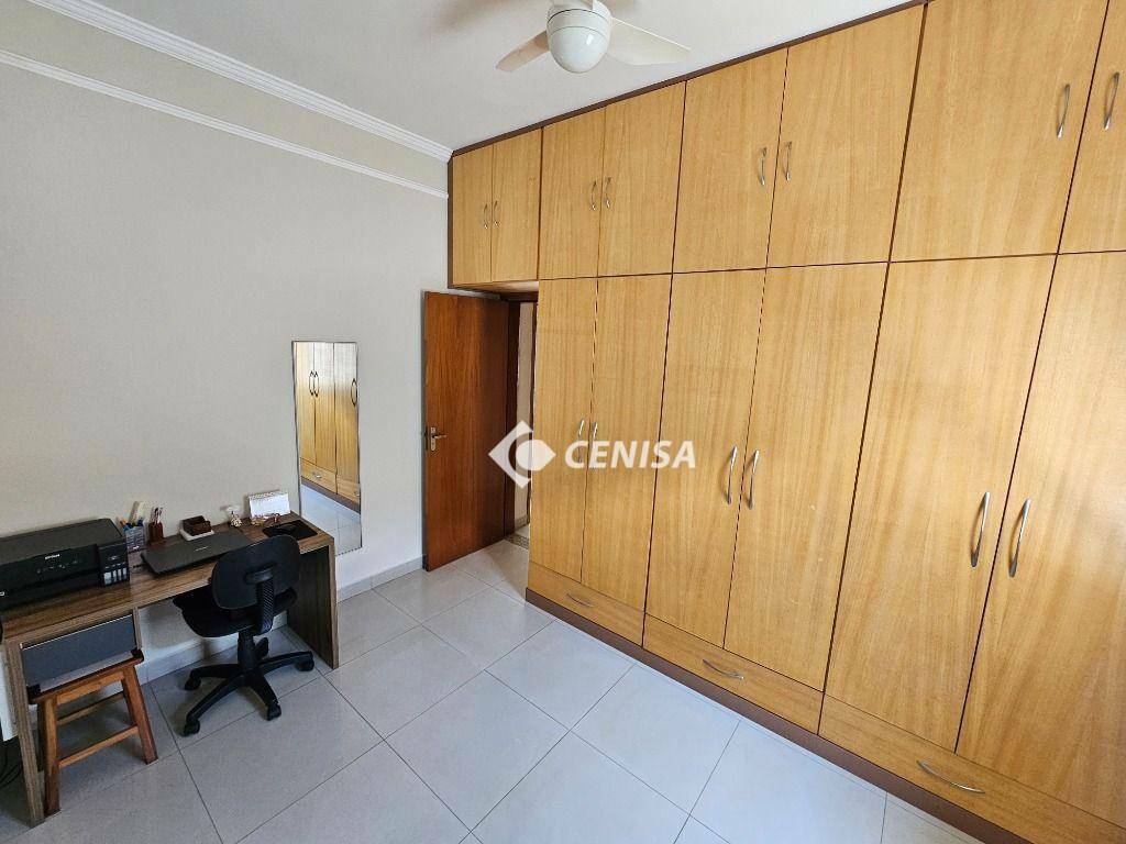 Casa à venda com 3 quartos, 236m² - Foto 26