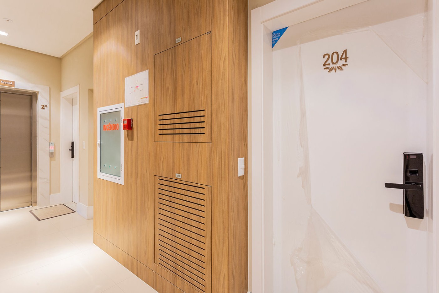 Apartamento à venda com 2 quartos, 130m² - Foto 11