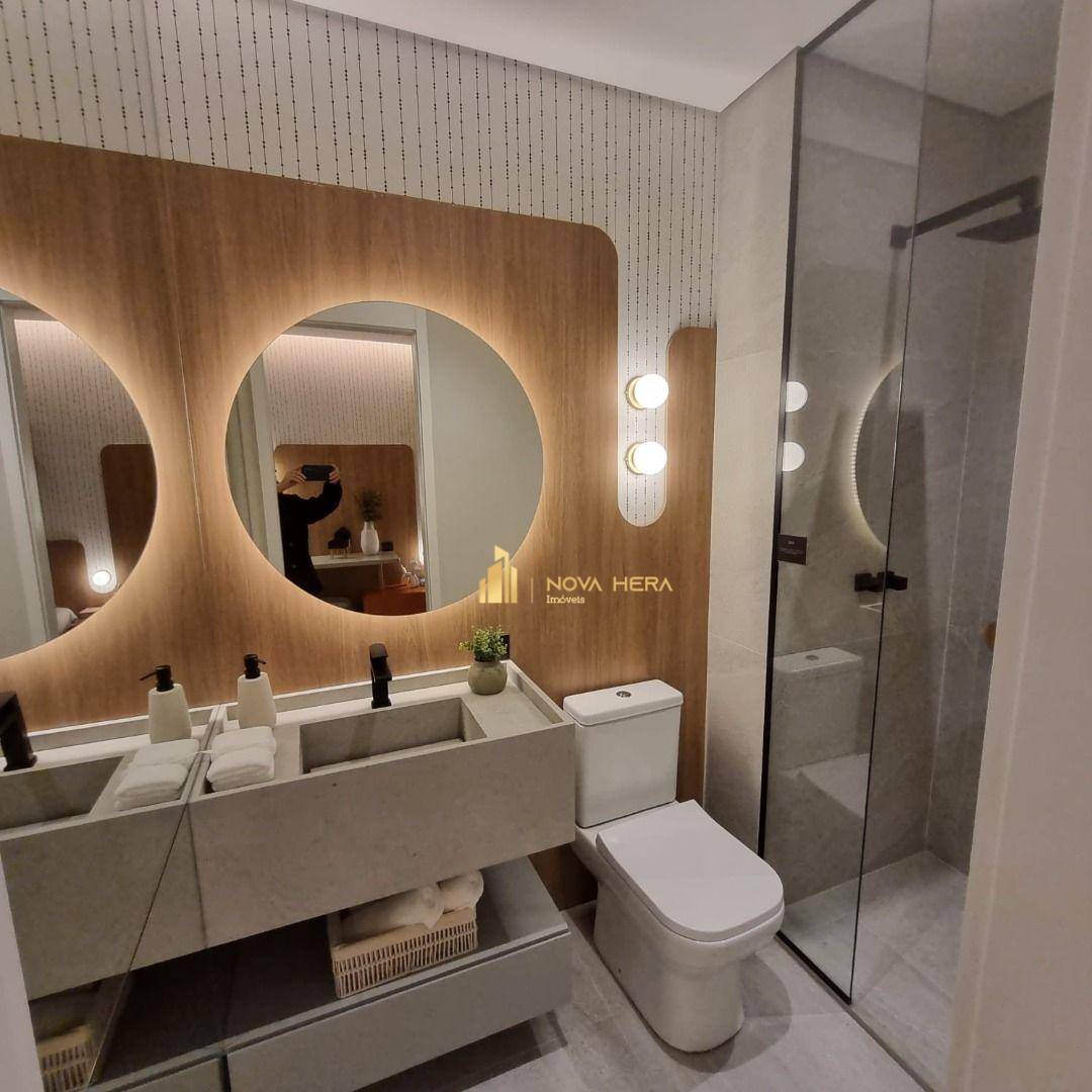 Apartamento à venda com 3 quartos, 127m² - Foto 2