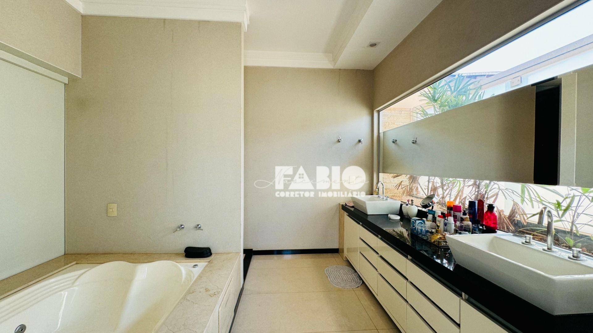 Casa à venda com 4 quartos, 350m² - Foto 37